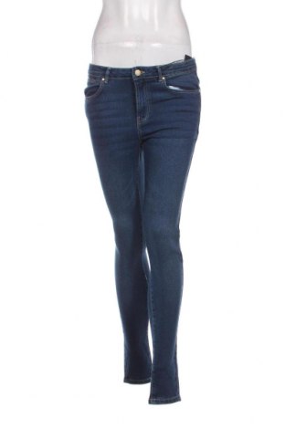 Γυναικείο Τζίν Vero Moda, Μέγεθος M, Χρώμα Μπλέ, Τιμή 8,41 €