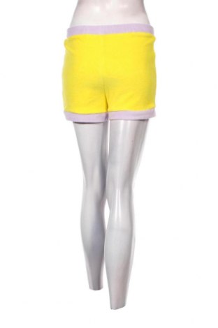 Дамски къс панталон ASYOU, Размер M, Цвят Жълт, Цена 7,92 лв.