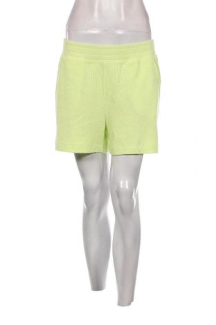 Pantaloni scurți de femei, Mărime M, Culoare Verde, Preț 43,85 Lei