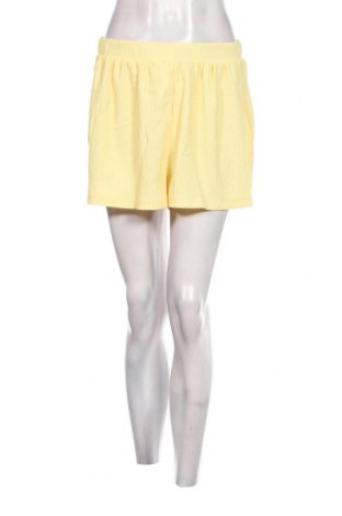 Дамски къс панталон ASOS, Размер M, Цвят Жълт, Цена 8,64 лв.