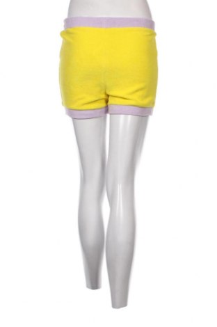 Дамски къс панталон ASYOU, Размер M, Цвят Жълт, Цена 7,92 лв.