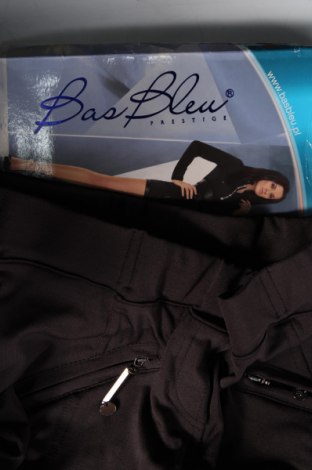 Дамски къс панталон Bas Bleu, Размер S, Цвят Черен, Цена 7,44 лв.