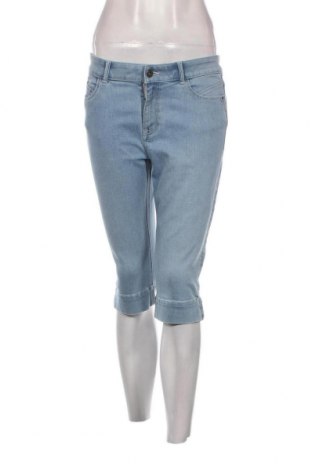 Γυναικείο κοντό παντελόνι Christian Berg, Μέγεθος M, Χρώμα Μπλέ, Τιμή 12,62 €