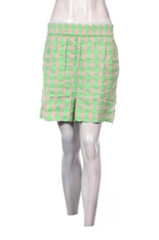 Γυναικείο κοντό παντελόνι Collusion, Μέγεθος S, Χρώμα Πολύχρωμο, Τιμή 4,73 €
