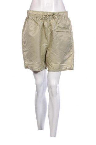 Pantaloni scurți de femei Collusion, Mărime M, Culoare Verde, Preț 21,32 Lei