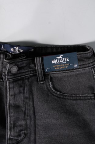 Γυναικείο κοντό παντελόνι Hollister, Μέγεθος S, Χρώμα Γκρί, Τιμή 37,11 €