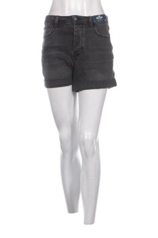 Pantaloni scurți de femei Hollister, Mărime S, Culoare Gri, Preț 35,53 Lei