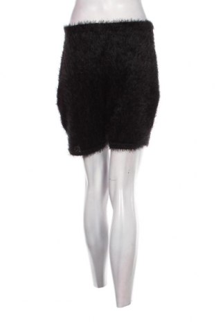 Дамски къс панталон Miss Natalie, Размер S, Цвят Черен, Цена 3,12 лв.