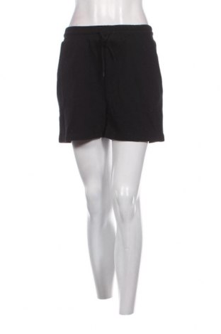 Γυναικείο κοντό παντελόνι Pieces, Μέγεθος M, Χρώμα Μαύρο, Τιμή 4,12 €