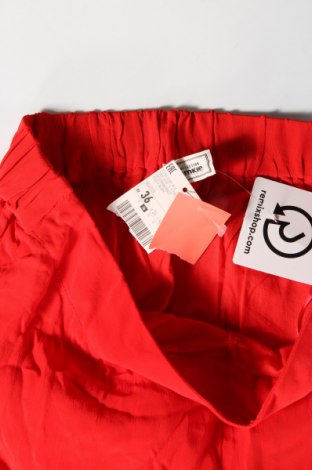 Дамски къс панталон Pimkie, Размер S, Цвят Червен, Цена 8,37 лв.