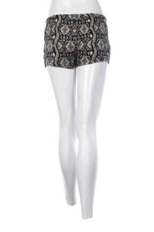 Γυναικείο κοντό παντελόνι Undiz, Μέγεθος L, Χρώμα Πολύχρωμο, Τιμή 4,82 €