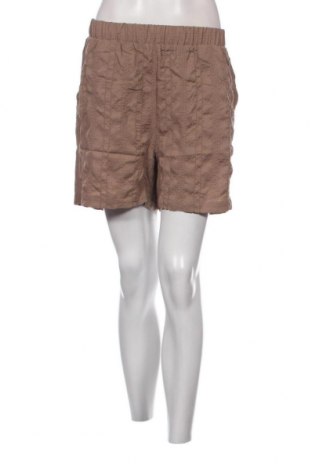 Дамски къс панталон Vero Moda, Размер M, Цвят Кафяв, Цена 10,00 лв.