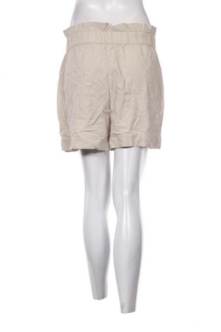 Дамски къс панталон Vero Moda, Размер S, Цвят Бежов, Цена 11,20 лв.
