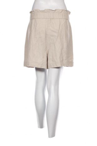 Pantaloni scurți de femei Vero Moda, Mărime XL, Culoare Bej, Preț 28,95 Lei