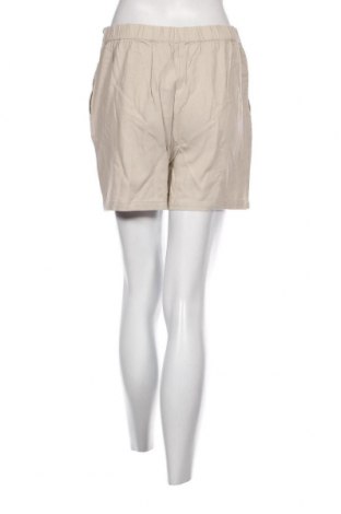 Дамски къс панталон Vero Moda, Размер M, Цвят Бежов, Цена 8,80 лв.