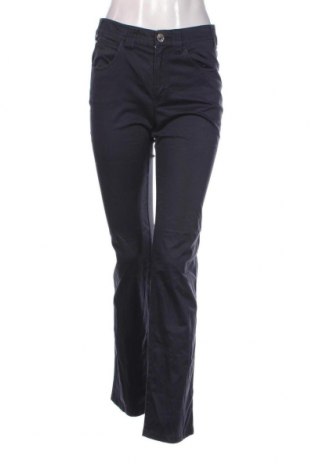 Дамски панталон Armani Jeans, Размер M, Цвят Син, Цена 109,00 лв.