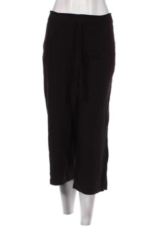 Дамски панталон Christian Berg, Размер M, Цвят Черен, Цена 21,76 лв.