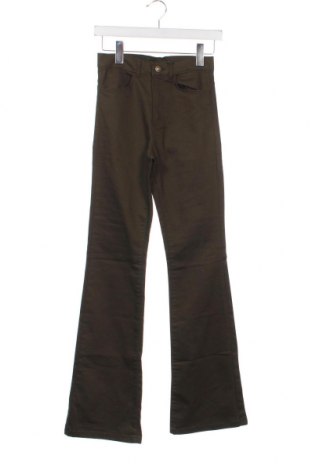 Дамски панталон Defacto, Размер S, Цвят Зелен, Цена 11,04 лв.