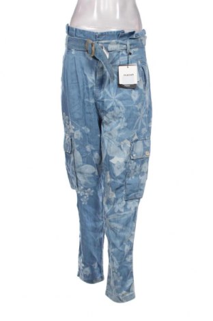 Дамски панталон Desigual, Размер L, Цвят Син, Цена 43,80 лв.