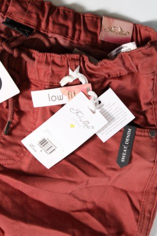 Γυναικείο παντελόνι Fresh Made, Μέγεθος S, Χρώμα Κόκκινο, Τιμή 4,93 €