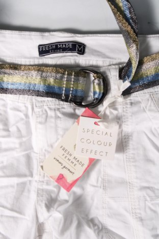 Дамски панталон Fresh Made, Размер M, Цвят Бял, Цена 87,00 лв.