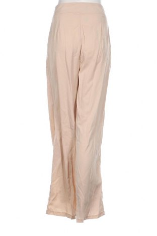 Дамски панталон In the style, Размер M, Цвят Бежов, Цена 46,00 лв.