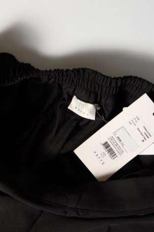 Γυναικείο παντελόνι Kaffe, Μέγεθος M, Χρώμα Μαύρο, Τιμή 5,38 €