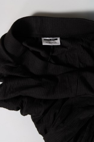 Дамски панталон Noisy May, Размер XS, Цвят Черен, Цена 20,24 лв.