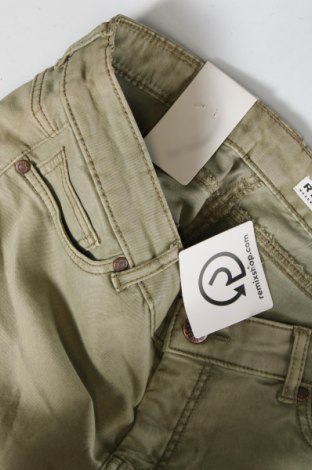 Γυναικείο παντελόνι Review, Μέγεθος S, Χρώμα Πράσινο, Τιμή 44,85 €