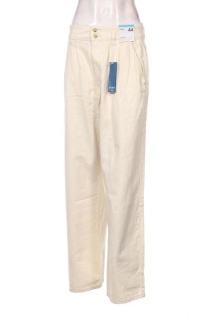 Дамски панталон Sinsay, Размер XL, Цвят Екрю, Цена 9,20 лв.