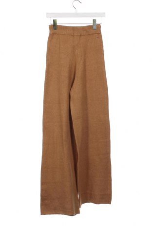 Дамски панталон Tommy Hilfiger, Размер XS, Цвят Бежов, Цена 171,90 лв.