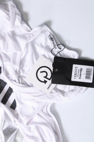 Γυναικείο αμάνικο μπλουζάκι Trueprodigy, Μέγεθος L, Χρώμα Λευκό, Τιμή 35,05 €