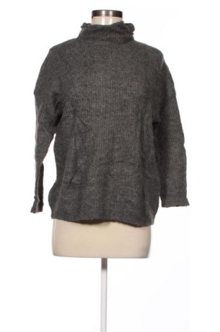 Дамски пуловер ONLY, Размер XS, Цвят Сив, Цена 4,20 лв.