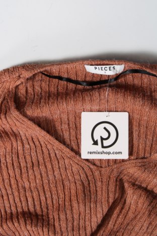 Дамски пуловер Pieces, Размер S, Цвят Бежов, Цена 4,00 лв.