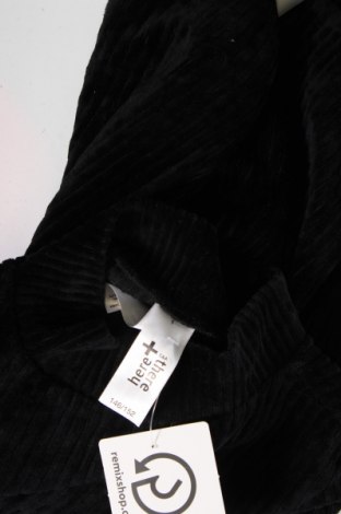 Детска блуза Here+There, Размер 10-11y/ 146-152 см, Цвят Черен, Цена 4,56 лв.