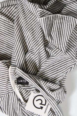 Детска блуза LMTD, Размер 15-18y/ 170-176 см, Цвят Многоцветен, Цена 3,80 лв.