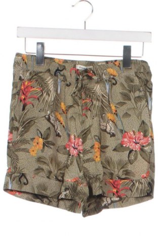 Dětské krátké kalhoty  Garcia, Velikost 15-18y/ 170-176 cm, Barva Vícebarevné, Cena  103,00 Kč