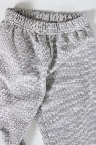 Kinder Sporthose, Größe 3-6m/ 62-68 cm, Farbe Grau, Preis 13,30 €