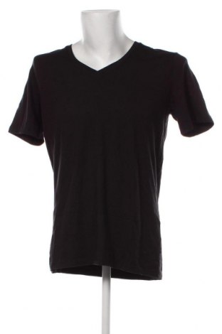 Pánské tričko  Engbers, Velikost XL, Barva Černá, Cena  754,00 Kč