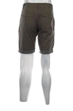 Мъжки къс панталон Q/S by S.Oliver, Размер M, Цвят Зелен, Цена 58,00 лв.