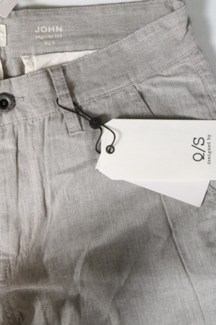 Pantaloni scurți de bărbați Q/S by S.Oliver, Mărime XS, Culoare Gri, Preț 20,99 Lei