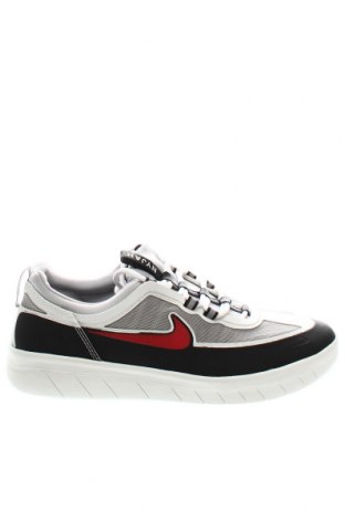 Мъжки обувки Nike, Размер 44, Цвят Многоцветен, Цена 161,00 лв.