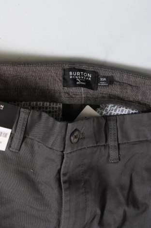 Pantaloni de bărbați Burton of London, Mărime S, Culoare Gri, Preț 28,62 Lei