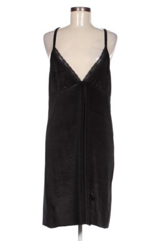 Kleid, Größe XL, Farbe Schwarz, Preis 47,94 €