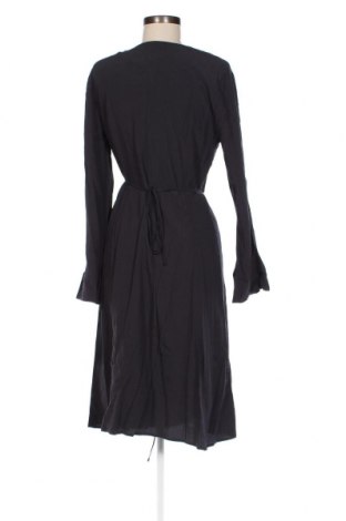 Kleid Arket, Größe M, Farbe Blau, Preis 32,48 €
