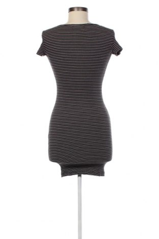 Kleid Bershka, Größe XS, Farbe Schwarz, Preis 2,62 €