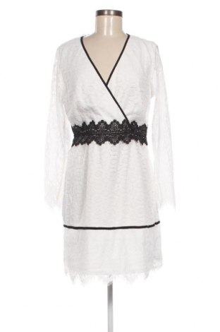 Kleid Body Flirt, Größe L, Farbe Weiß, Preis 27,04 €