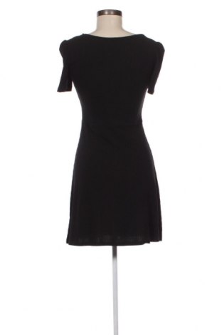 Φόρεμα Cropp, Μέγεθος M, Χρώμα Μαύρο, Τιμή 21,03 €