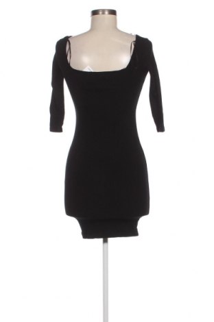 Rochie Pull&Bear, Mărime S, Culoare Negru, Preț 121,05 Lei