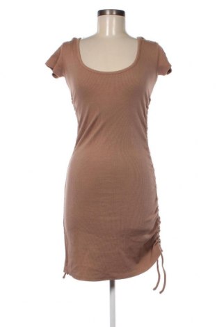 Φόρεμα Review, Μέγεθος M, Χρώμα  Μπέζ, Τιμή 8,41 €